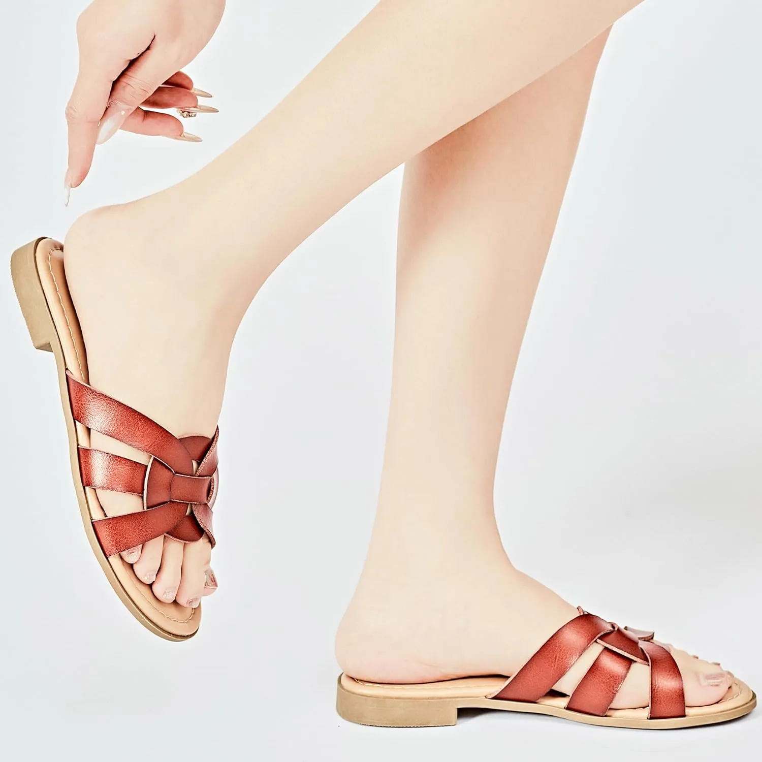 Ataiwee Women's Flat Slide Sandals - Ladies Casual Slip On Criss Cross Strap Summer Shoes.