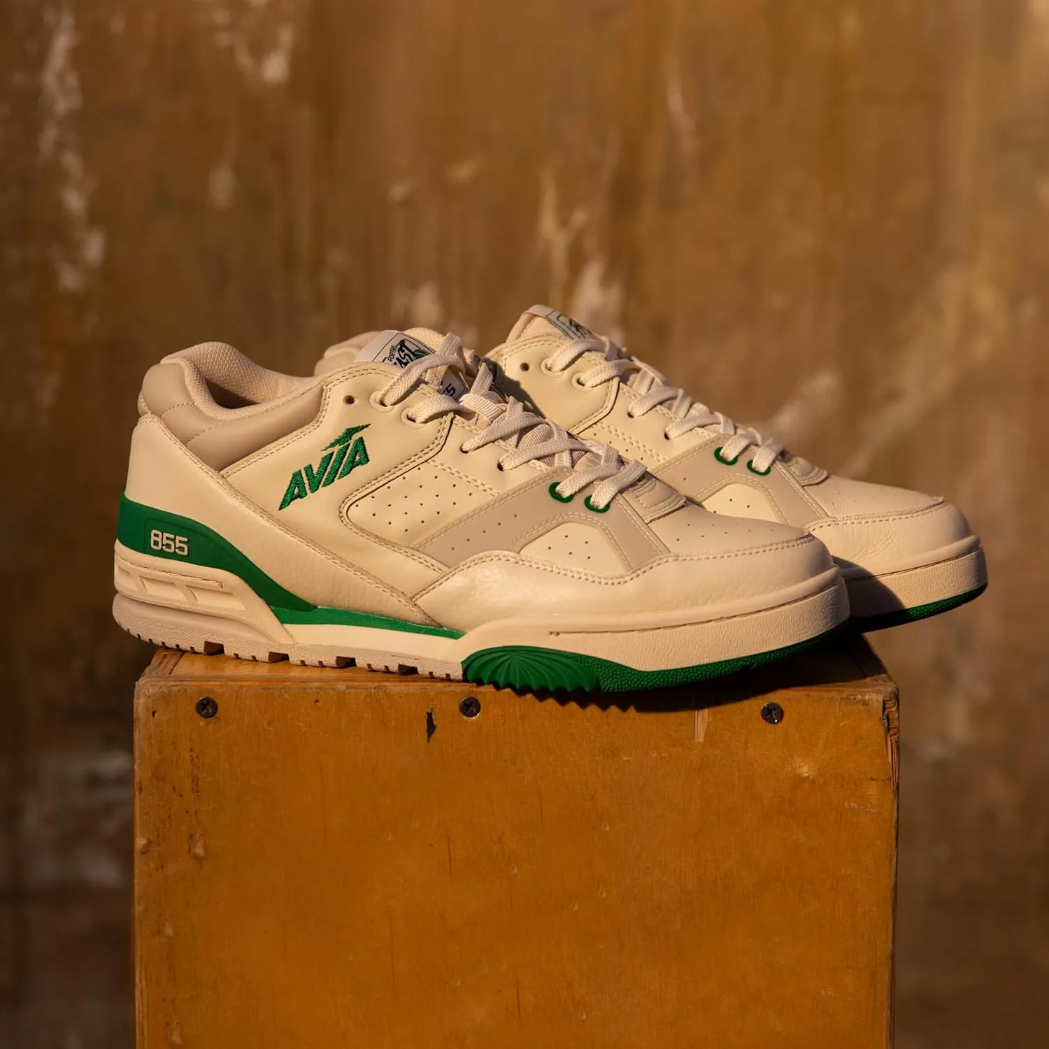 Avia 855 Basketball Sneakers for Men, Low Top Retro Womens or Mens Sneakers for Street or Court, Sizes 4.5 to 15, Blue and White, Green and Cream, or Grey and All White Shoes Men and Woman Sizes
