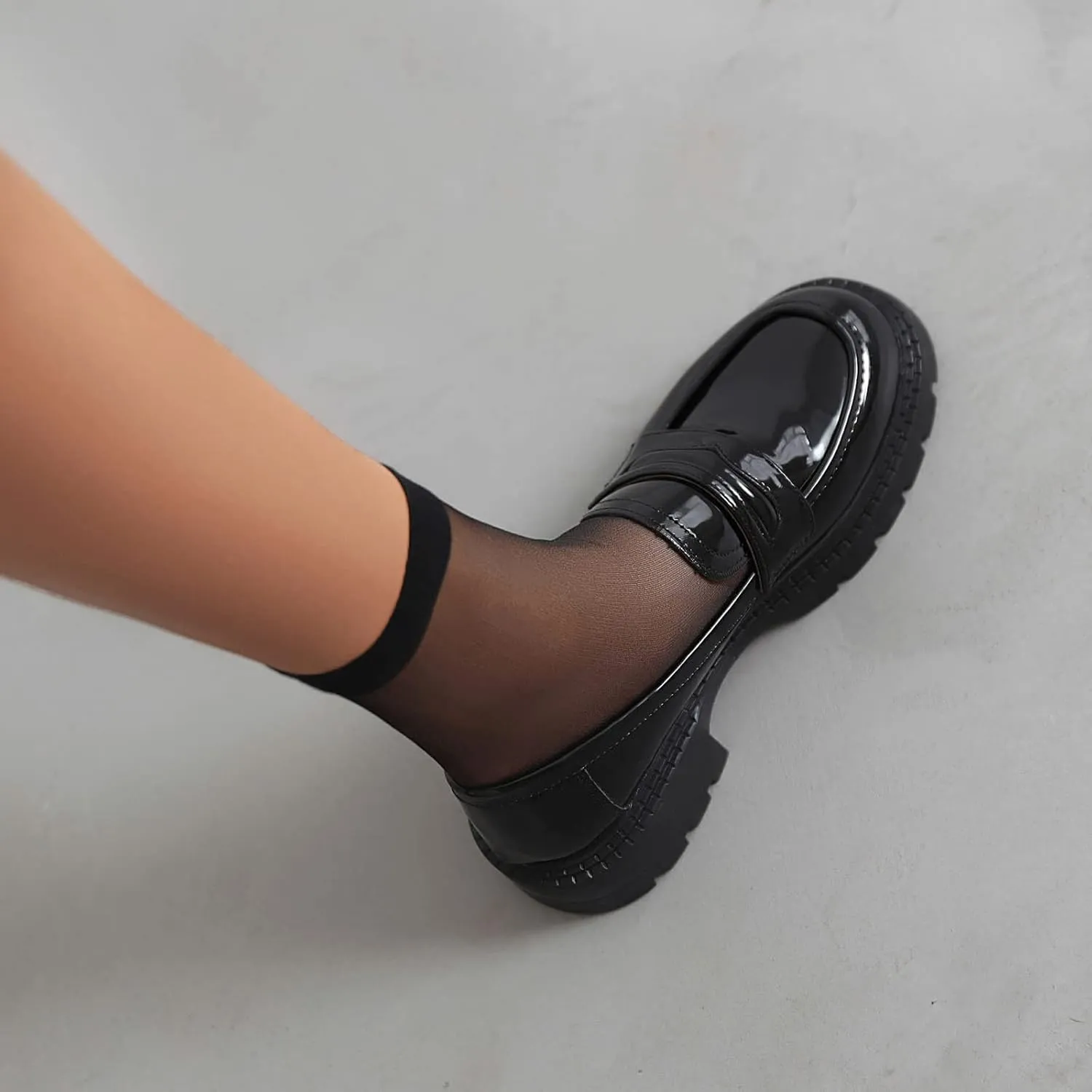 British Style Women's Fashion Loafers, Patent Leather Tassel Loafers, Black Thick-Soled Loafers, Slip-on Thick-Soled Loafers, Simple Casual Flat Shoes, Plus Size Shoes.