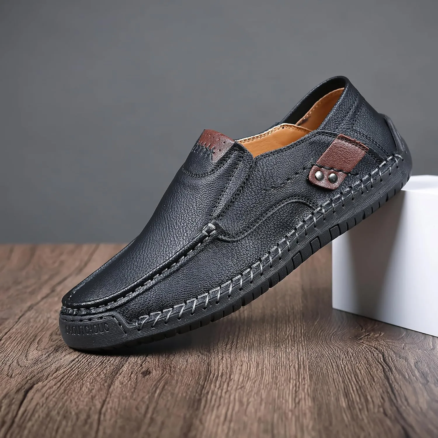 Coramtty Mens Loafers Casual Slip on Shoes Business Moccasins Lightweight Refreshing Classic Slippers Walking Driving Travelling Outdoor