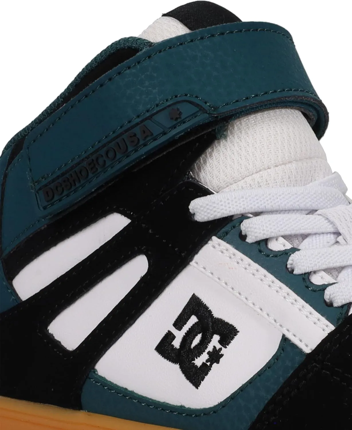 DC Shoes Unisex-Child Pure Hi Top Ev Skate Shoe
