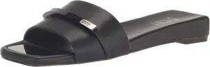DKNY Women's Comfortable Chic Shoe Alaina Flat Sandal