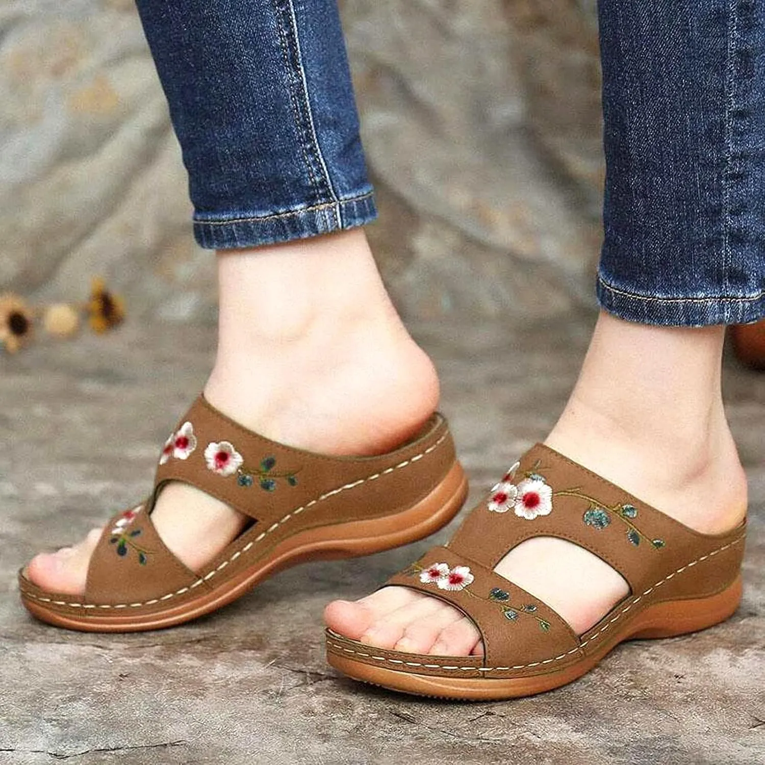 DOIX Garden Loafer Flat Shoes for Women Flowers Embroidered Slip on Mules Driving Shoes Lightweight Breathable Backless Slides Slippers Comfortable Walking Shoes,Brown,US5/EU36