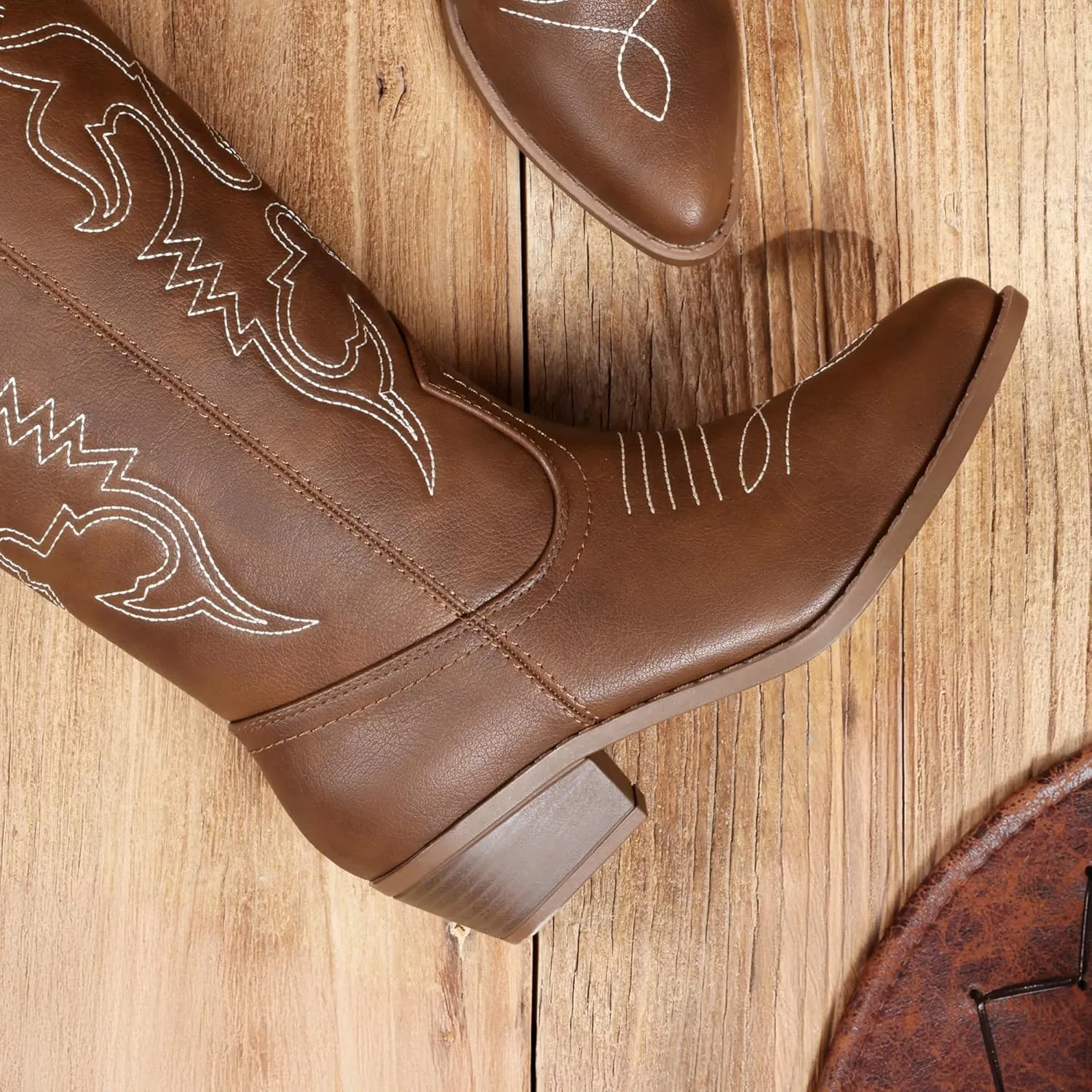 DREAM PAIRS Women's Cowboy Boots Pull On Cowgirl Boots Mid Calf Western Boots