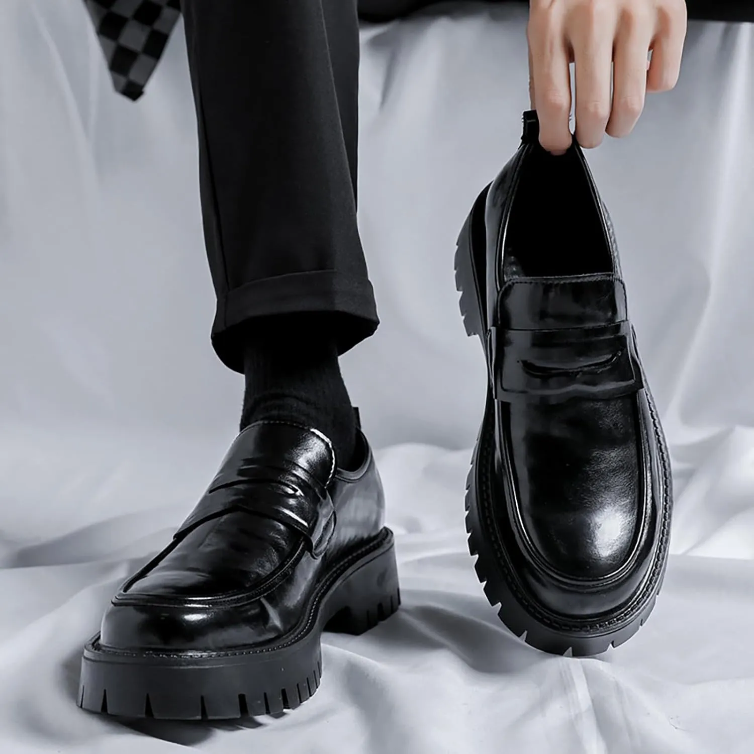 Fashion Black Business Loafers for Men's Leather Platform Chunky Slip-On Lug Sole Non-Slip Comfort Wide Toe Dress Penny Loafers for Work Prom Wedding Party Formal