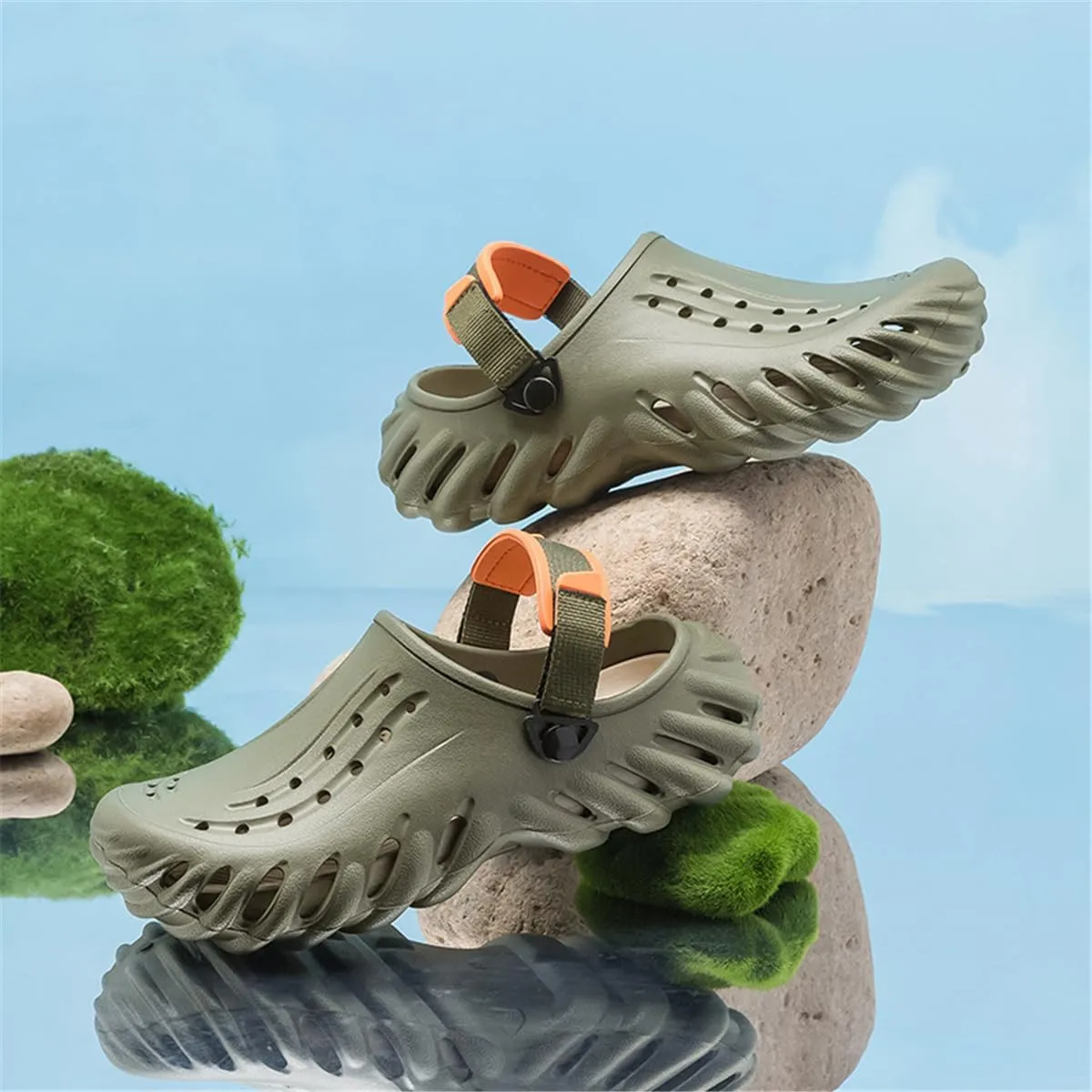 Fashion clogs for men non slip and comfortable foam runner cloud slides for indoor and outdoor pillows sandals for women trendy and classic summer beach shoes slippers