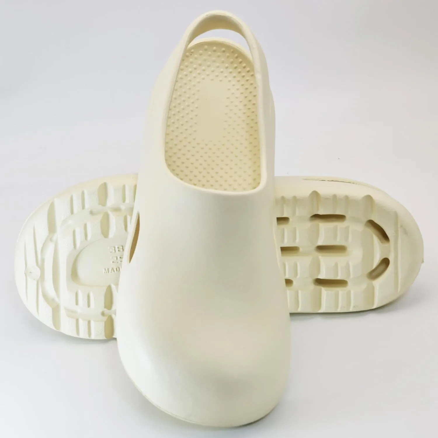 Garden Clogs for Women, Arch Support Work Shoes Comfort Non-slip Waterproof Mules Nurse Sandals, Fixed Heel Strap Outdoor Beach Slippers Girls Ladies Classic Closed Toe Slides