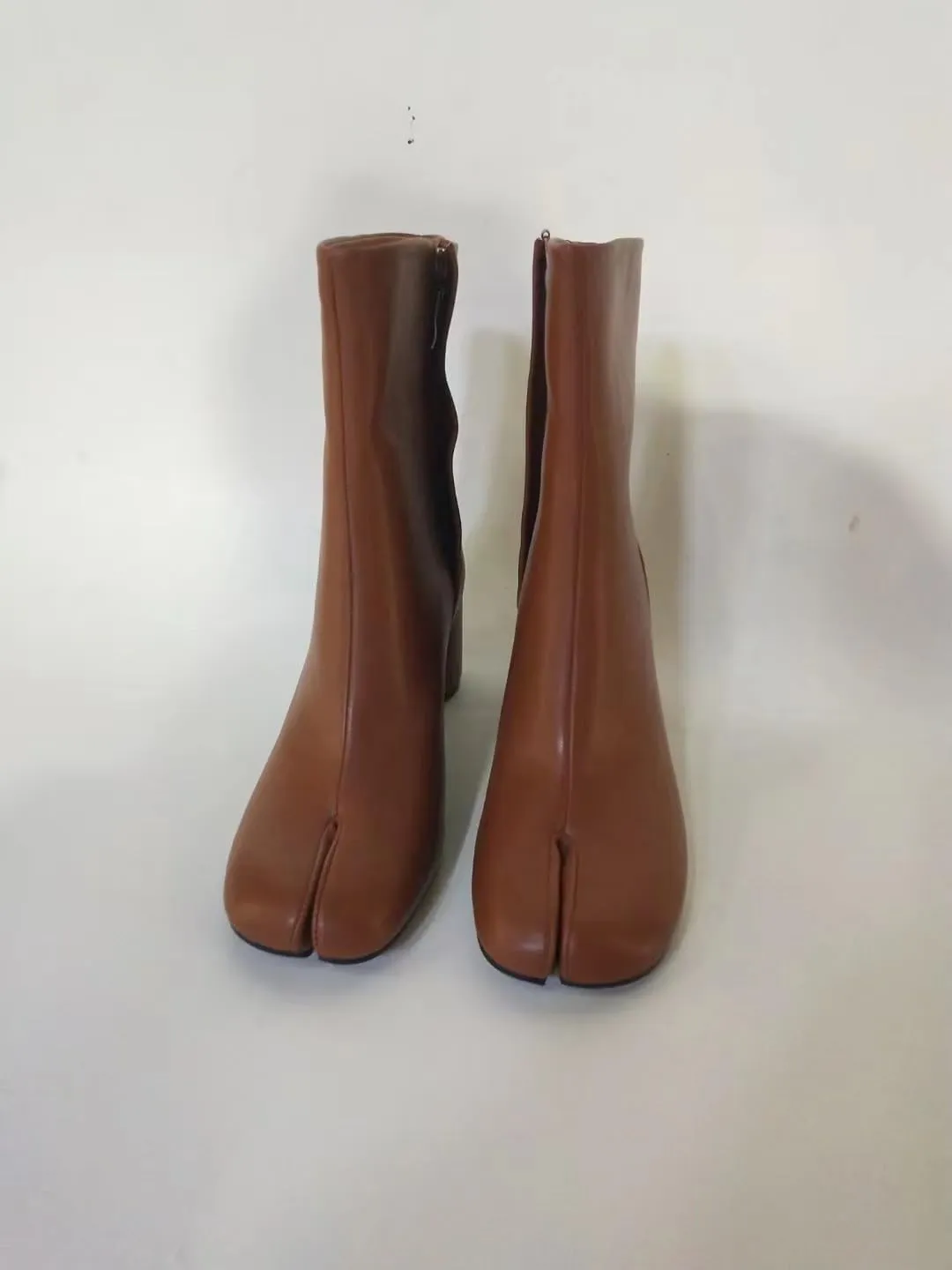 Geerta Tabi Boots Women Ankle Boots Low Heel Block Heels Booties - Low Top Split Toe Shoes Zip Cute Casual Retro Comfortable Walking Lightweight Female Solid All-Match for Daily Wear Beach Travel