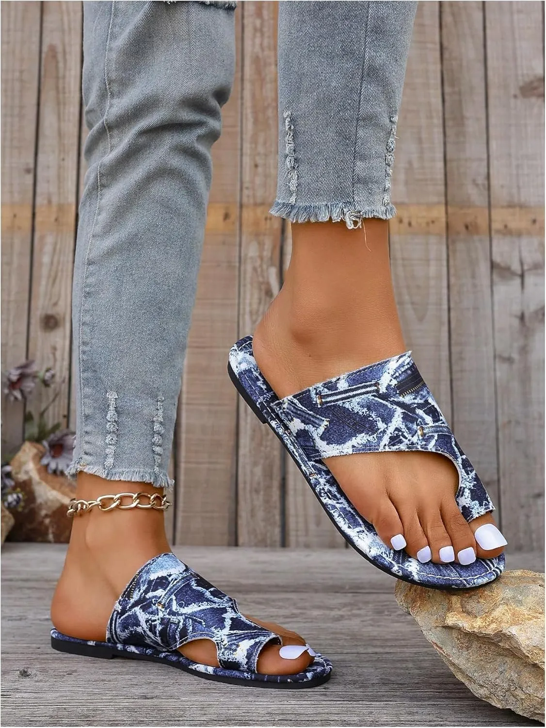GORGLITTER Women's Denim Jean Thong Flat Sandals Open Toe Cut Out Wide Width Vacation Slide Sandals