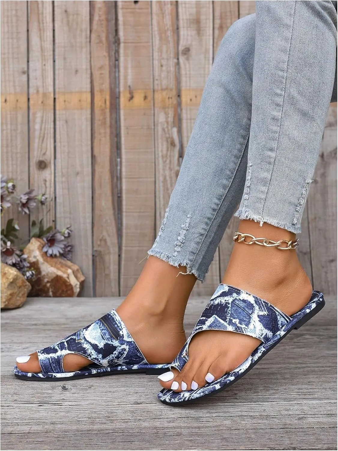 GORGLITTER Women's Denim Jean Thong Flat Sandals Open Toe Cut Out Wide Width Vacation Slide Sandals