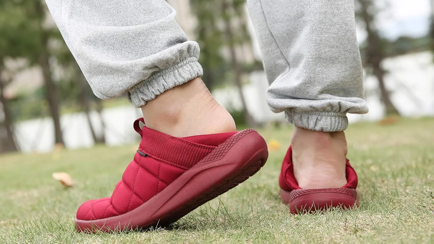 KUBUA Slippers for Men and Womens Indoor House Shoes Plush Slip on Outdoor Garden Loafers