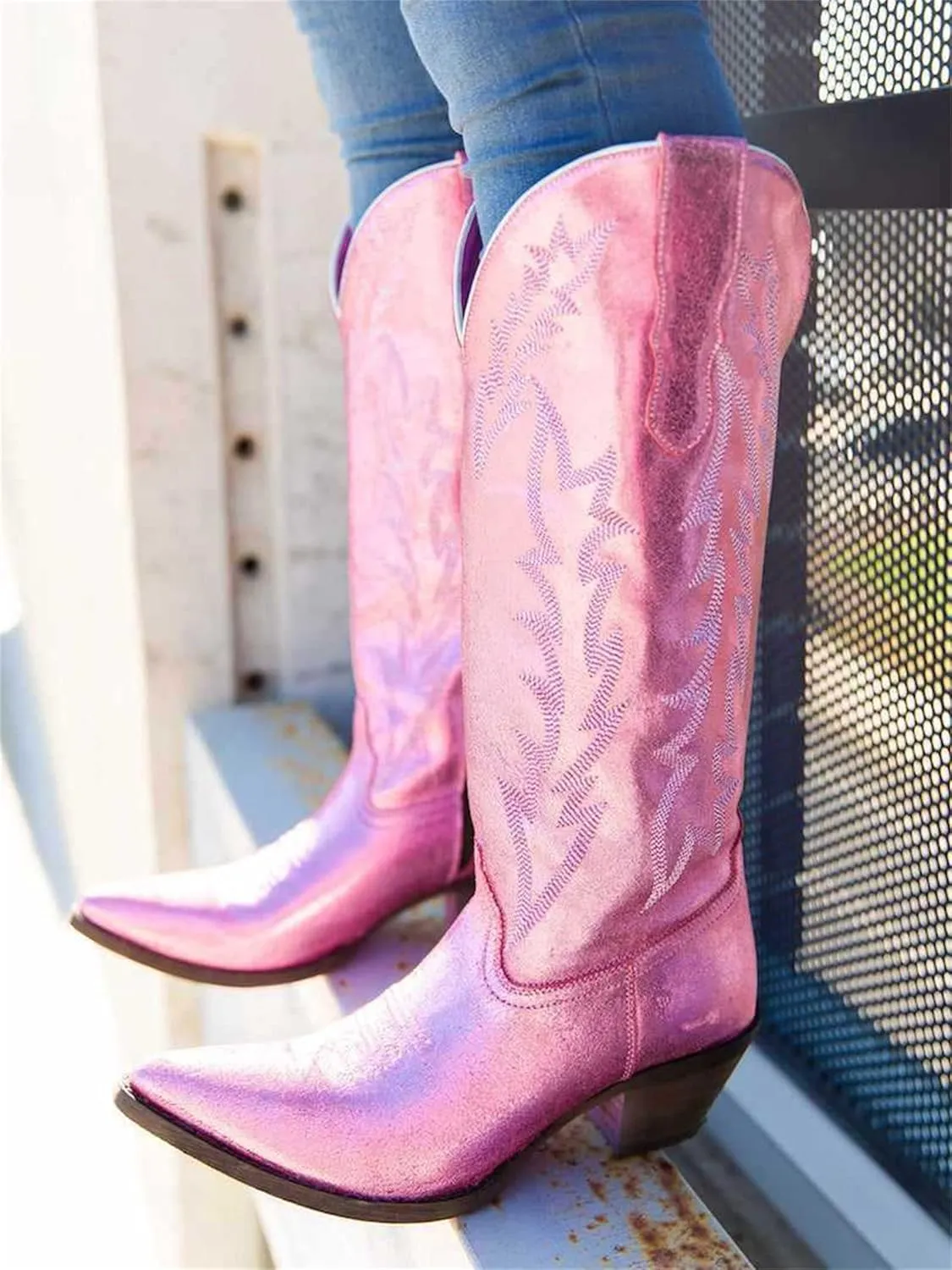 Lausiuoe Cowboy Boots For Women Wide Calf Wide Foot Knee High Western Cowgirl Style Embroidered Chunky Heel Fashion Boot