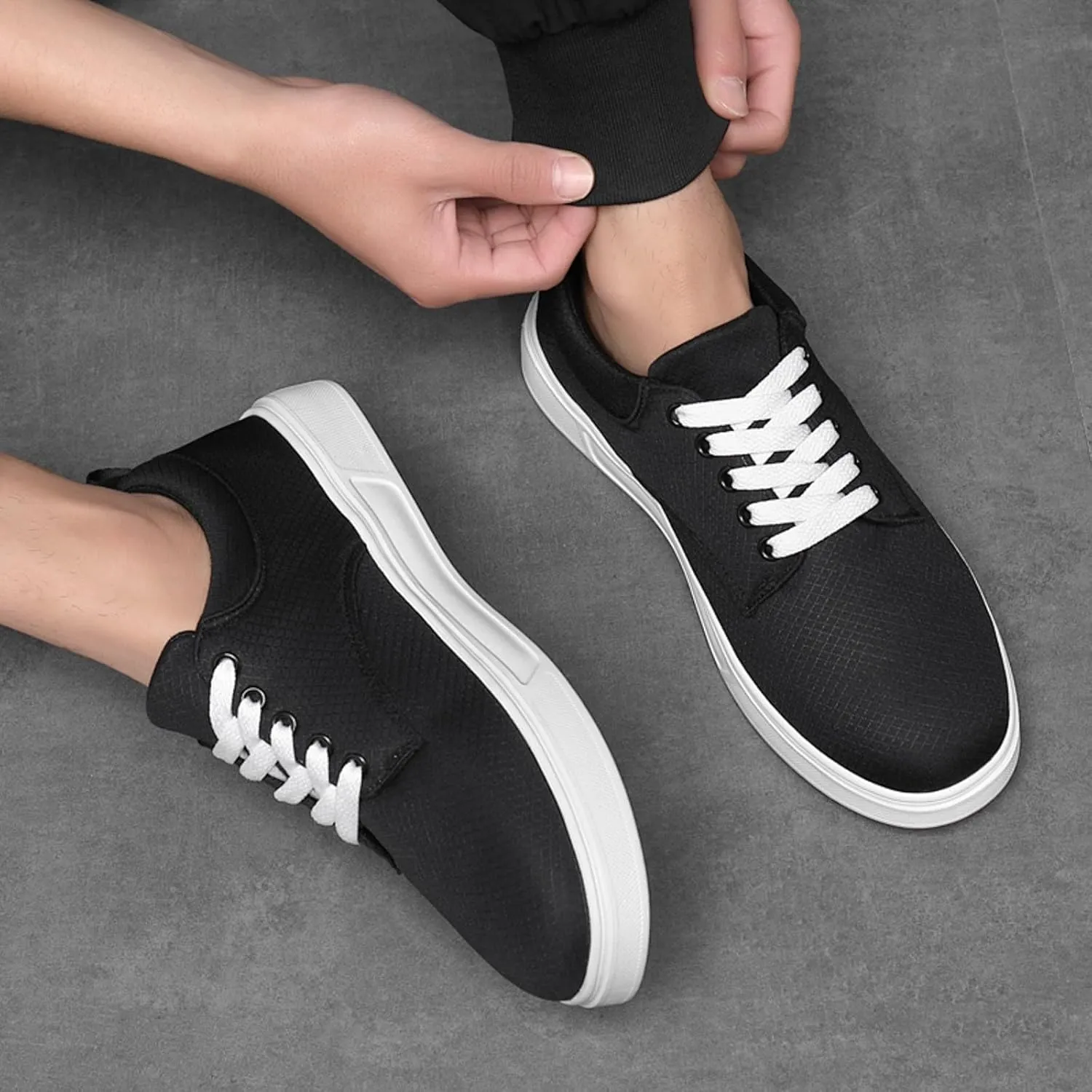 Men's Canvas Low Top Shoes Classic Men's Canvas Sneakers Comfortable Walking Casual Lace up Tennis Shoes
