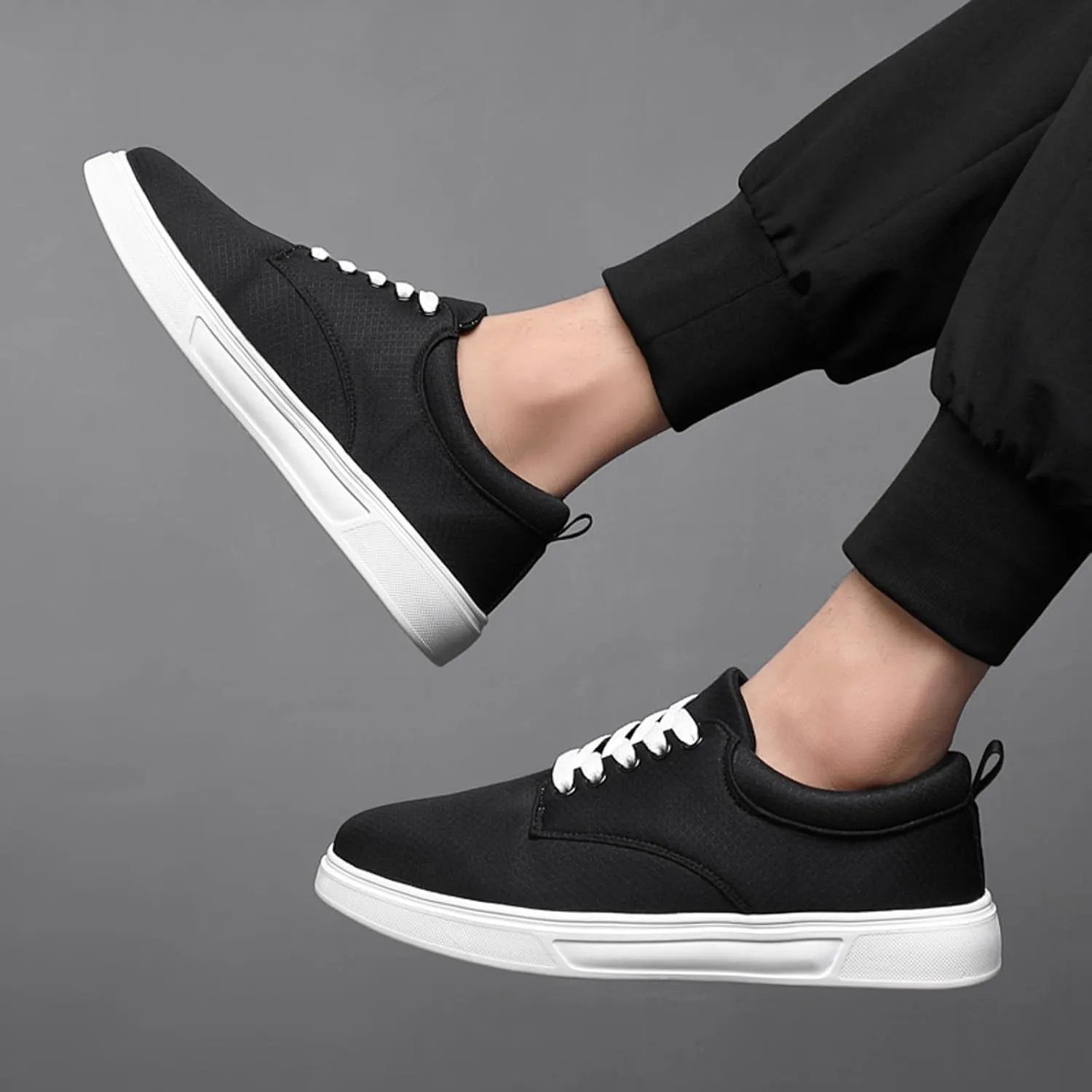 Men's Canvas Low Top Shoes Classic Men's Canvas Sneakers Comfortable Walking Casual Lace up Tennis Shoes