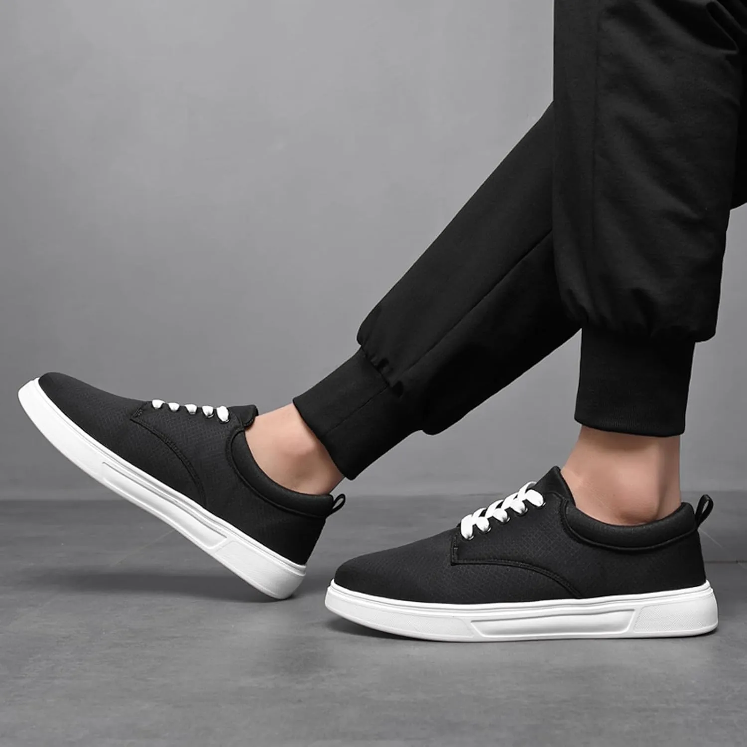 Men's Canvas Low Top Shoes Classic Men's Canvas Sneakers Comfortable Walking Casual Lace up Tennis Shoes