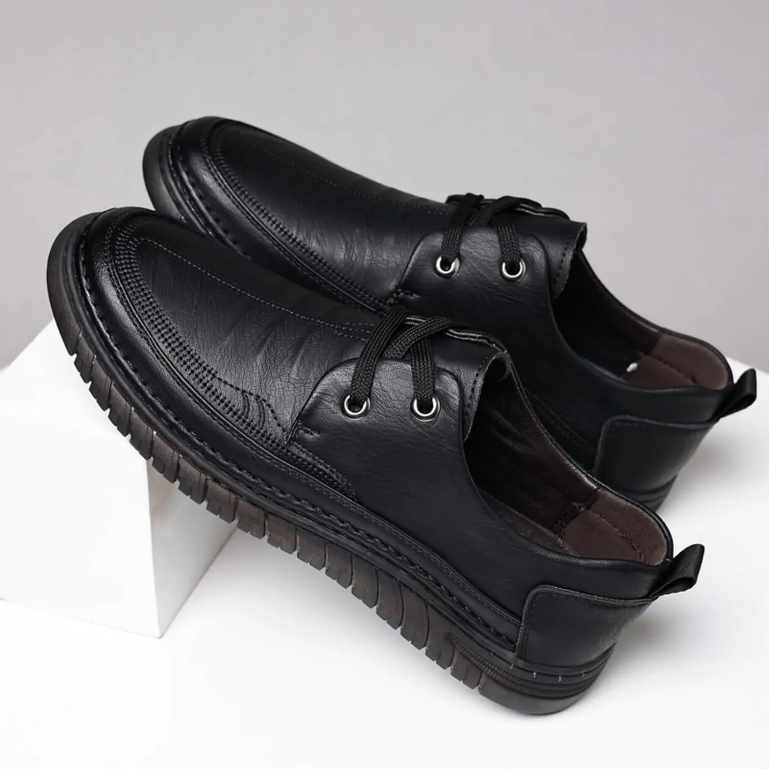 Mens Handmade Leather Lace Up Flats Oxford Shoes Casual Lightweight Low Top Non-Slip Round Toe Walking Driving Loafers Shoes