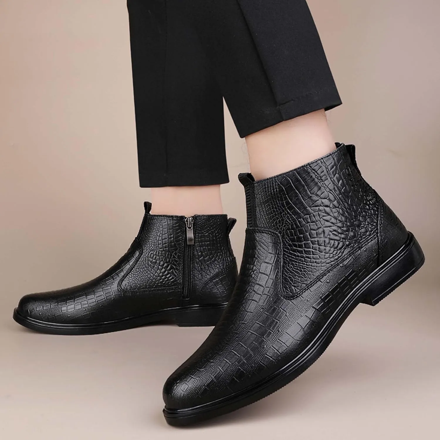 Men's Lightweight Breathable Loafers Wide Version Casual Shoes Comfortable Non Slip Leather Shoes Black