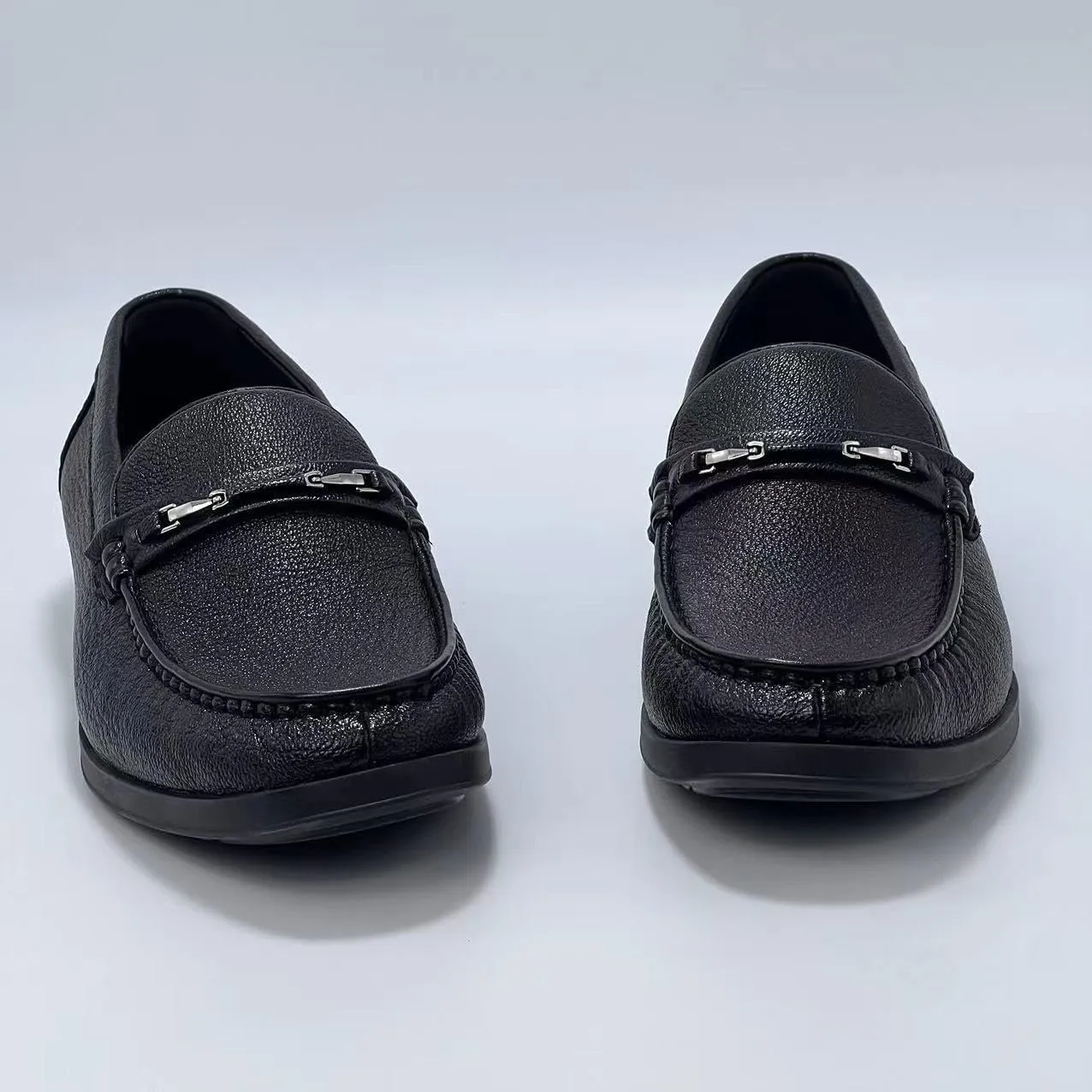 Men's Loafers Slip-On Shoes with Non-Slip Sole Slip-ins Working Dress Casual Outdoor Lightweight Cushioning