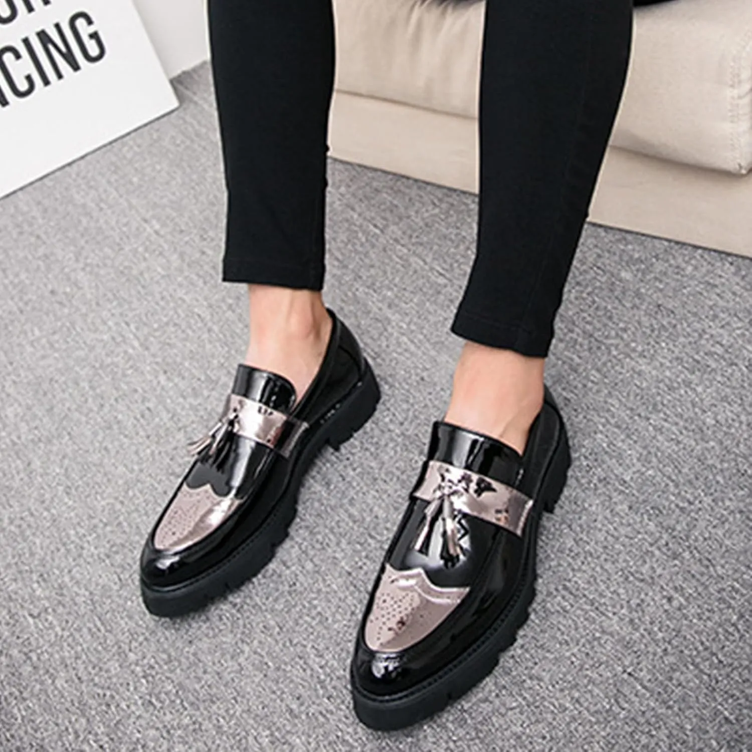 Men's Patent Leather Platform Slip-On Penny Loafers Shoes, Fashion Round Toe Tassel Non-Slip Lug Sole Dress Shoes,for Party Dating Prom