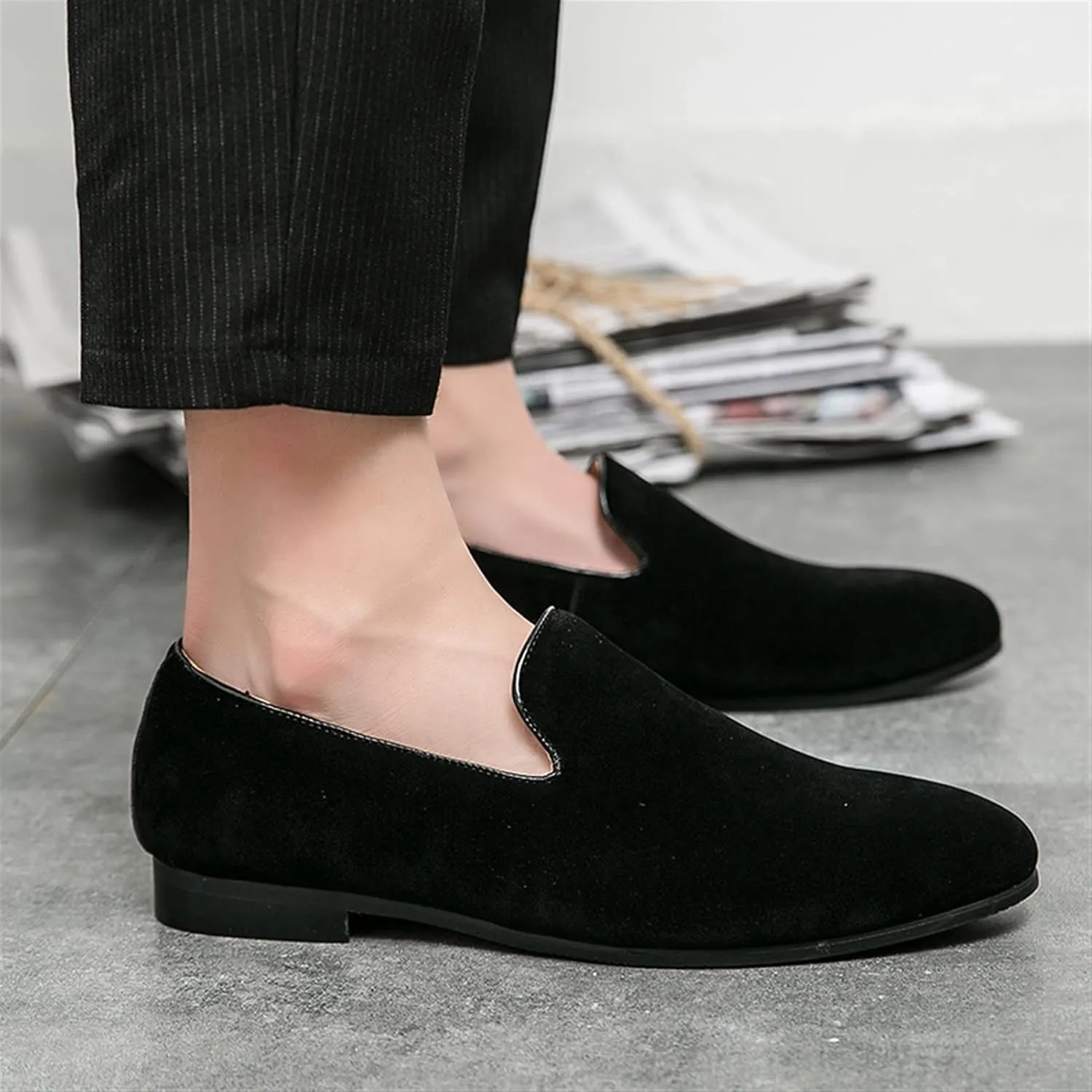 New Men's Loafers Simple Smoking Loafers Moccasins Shoes Vegan Leather Flat Heel Comfortable Resistant Outdoor Slip On