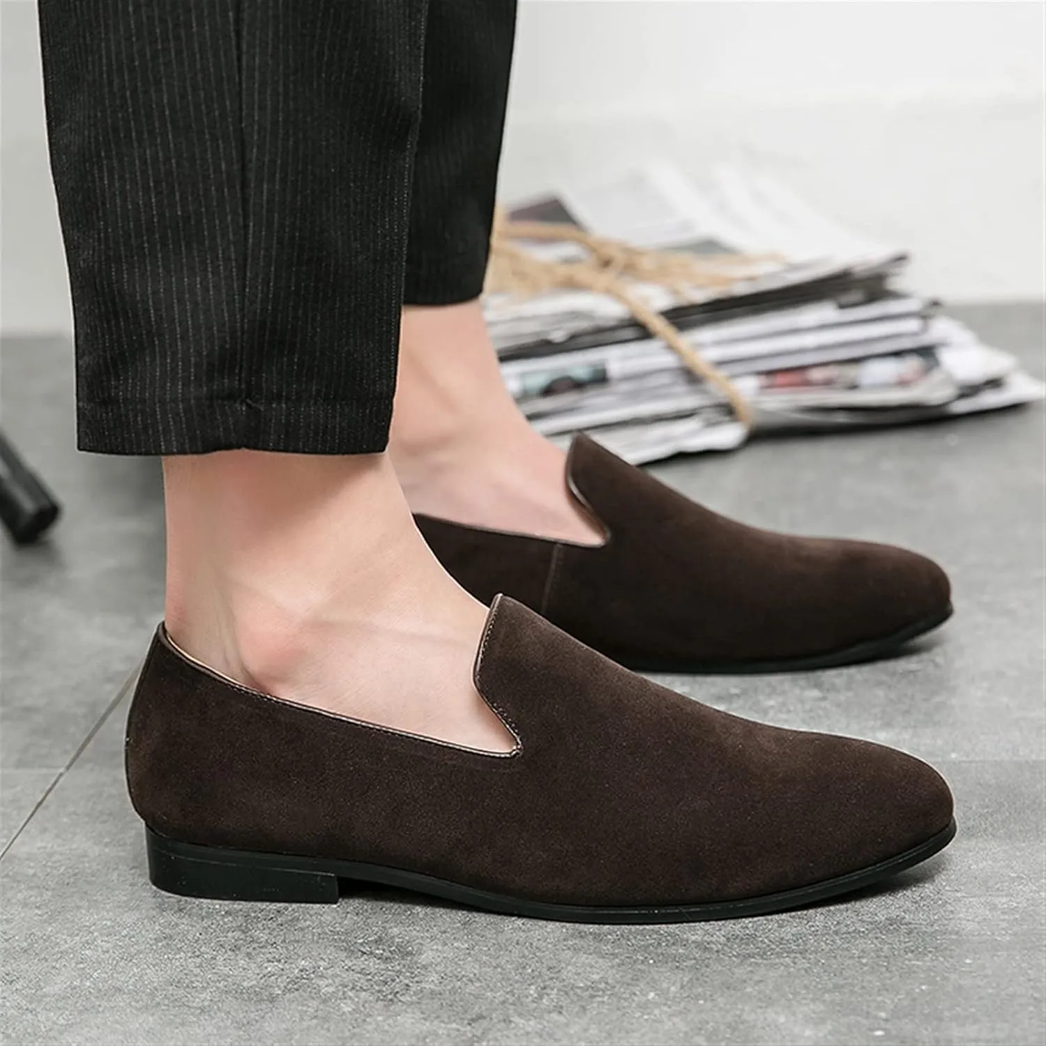 New Men's Loafers Simple Smoking Loafers Moccasins Shoes Vegan Leather Flat Heel Comfortable Resistant Outdoor Slip On