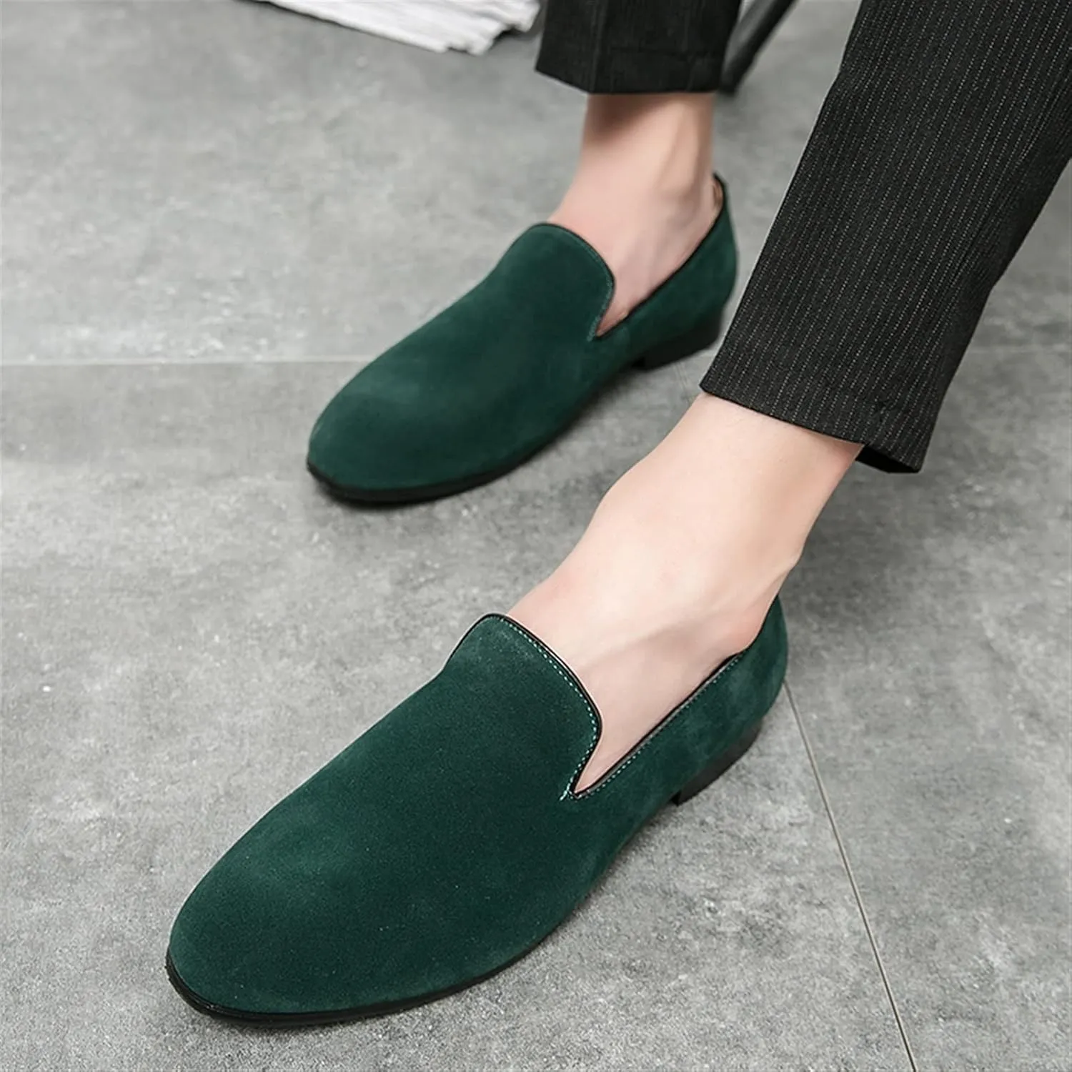 New Men's Loafers Simple Smoking Loafers Moccasins Shoes Vegan Leather Flat Heel Comfortable Resistant Outdoor Slip On