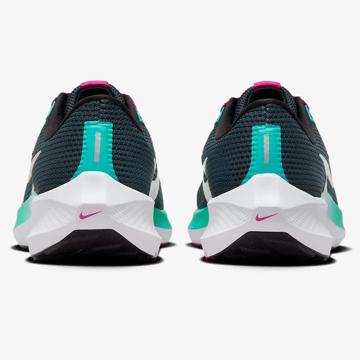 Nike Women's Low-top Sneakers