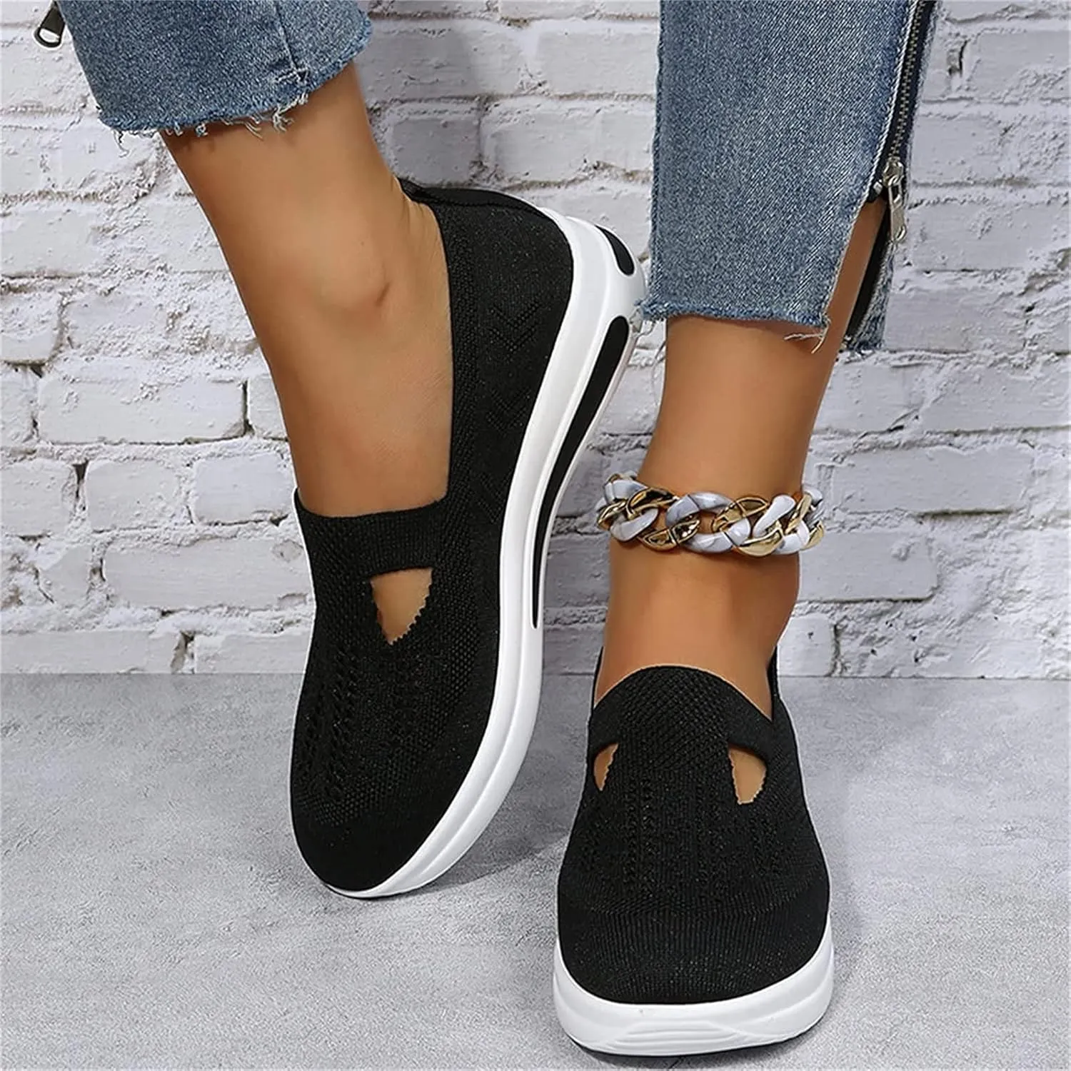 OMIREL Womens Mesh Breathable Closed Toe Sandals Wedge Flip Flops Summer Slip-On Walking Shoes with Arch Support Stretch Knit Sandals Casual Sport Sandals,Black,US6/EU36