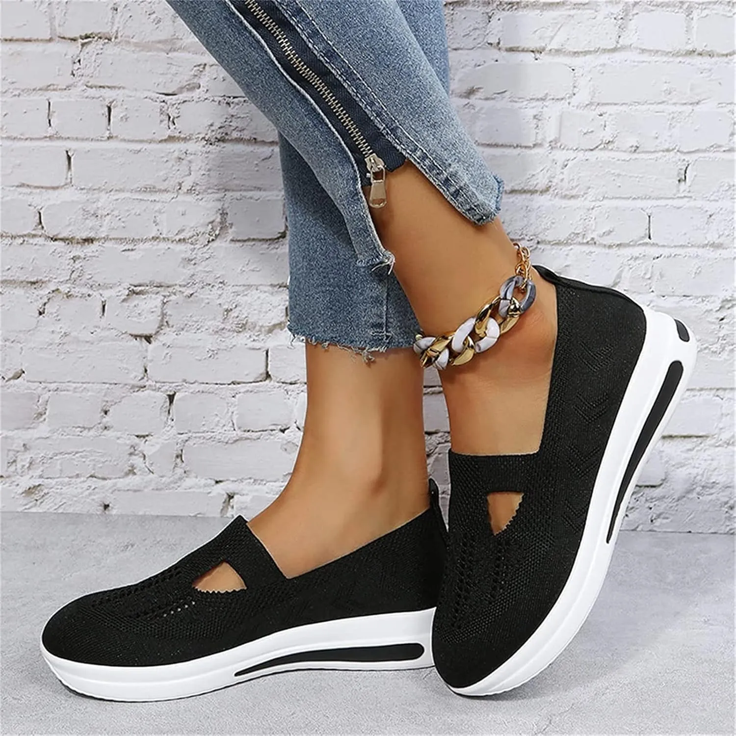 OMIREL Womens Mesh Breathable Closed Toe Sandals Wedge Flip Flops Summer Slip-On Walking Shoes with Arch Support Stretch Knit Sandals Casual Sport Sandals,Black,US6/EU36