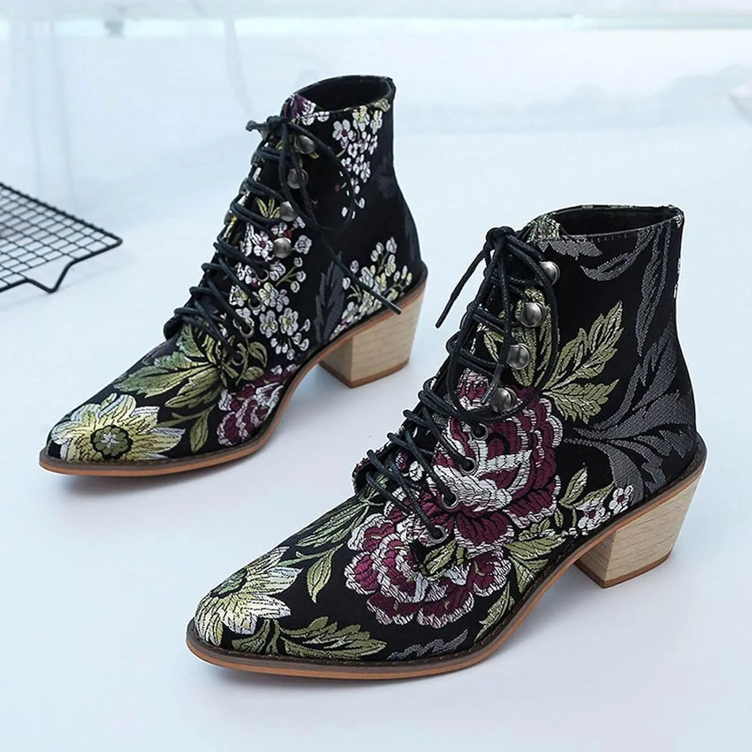 peqiut Ankle Boots for Women Printed Chunky Low Heel Flower Embroidered Cowboy Boots Pointed Toe Lace Up Short Boots Comfy
