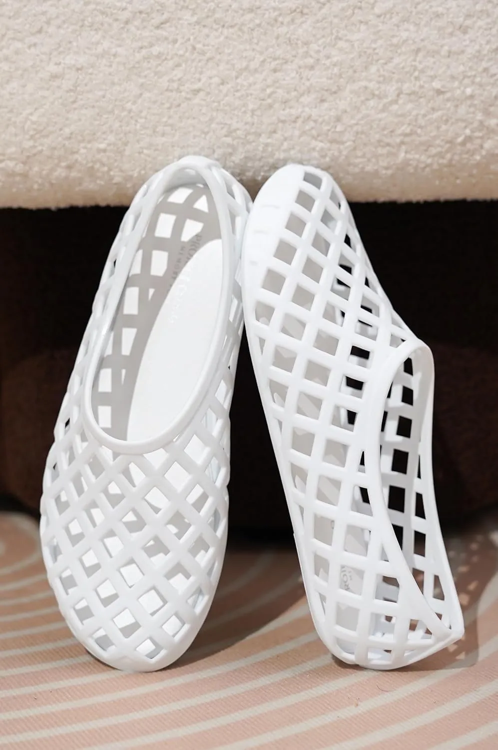 Project Cloud Jelly Shoes for Women - Lightweight & Water-Resistant Women's Flats Sandals - Non Slip Womens Shoes - Perfect Summer Jelly Flats for Women 2025 (Jellz)