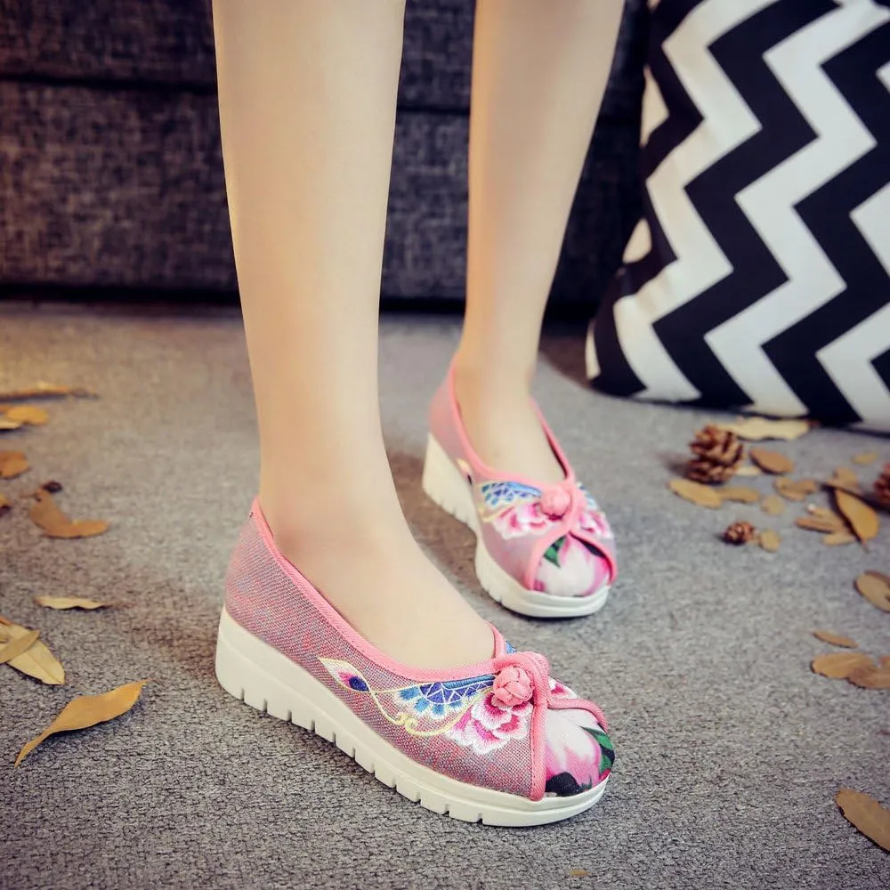 Qhome Women's Floral Embroidery Frog Linen Comfortable Casual Walking Canvas Loafers Shoes