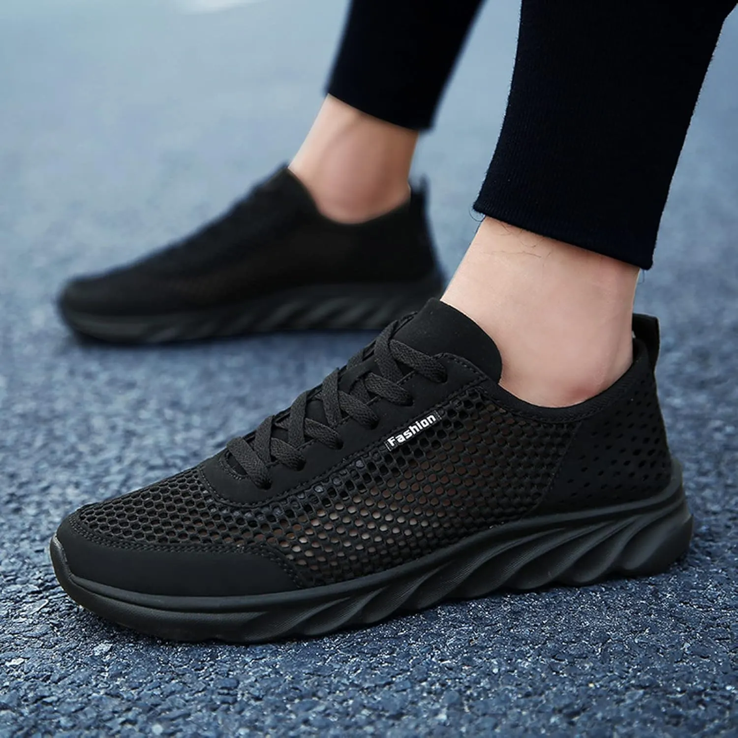 Sneakers Business Breathable Men Sports Shoes Simple Solid Color Fashion Summer New Pattern Mesh Hollow Breathable and