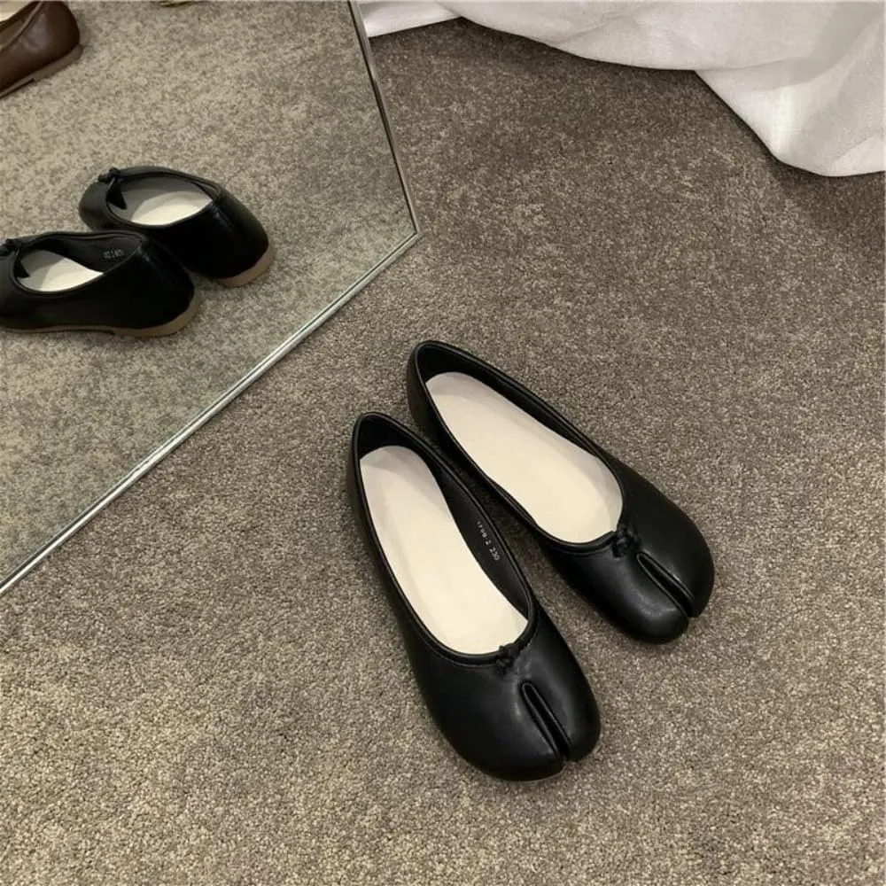 Tabi Shoes Split Toe Loafers for Women Multicolor Emo Shoes Low Heels Cute Ballet Flats Slip on Lightweight Leather No Slip Sole Round Toes Dressy Casual Comfort Walking Slippers Office Business