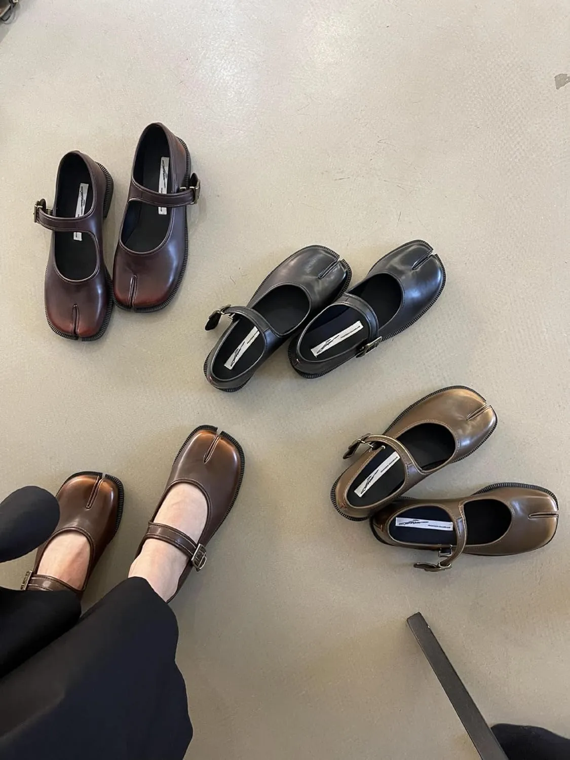 Tabi Shoes Women Mary Janes Ballet Flat Retro - Low Top Split Toe Sandals Cute Casual Comfortable Walking Lightweight Loafers Female Solid All-Match for Daily Wear Beach Travel Business Office