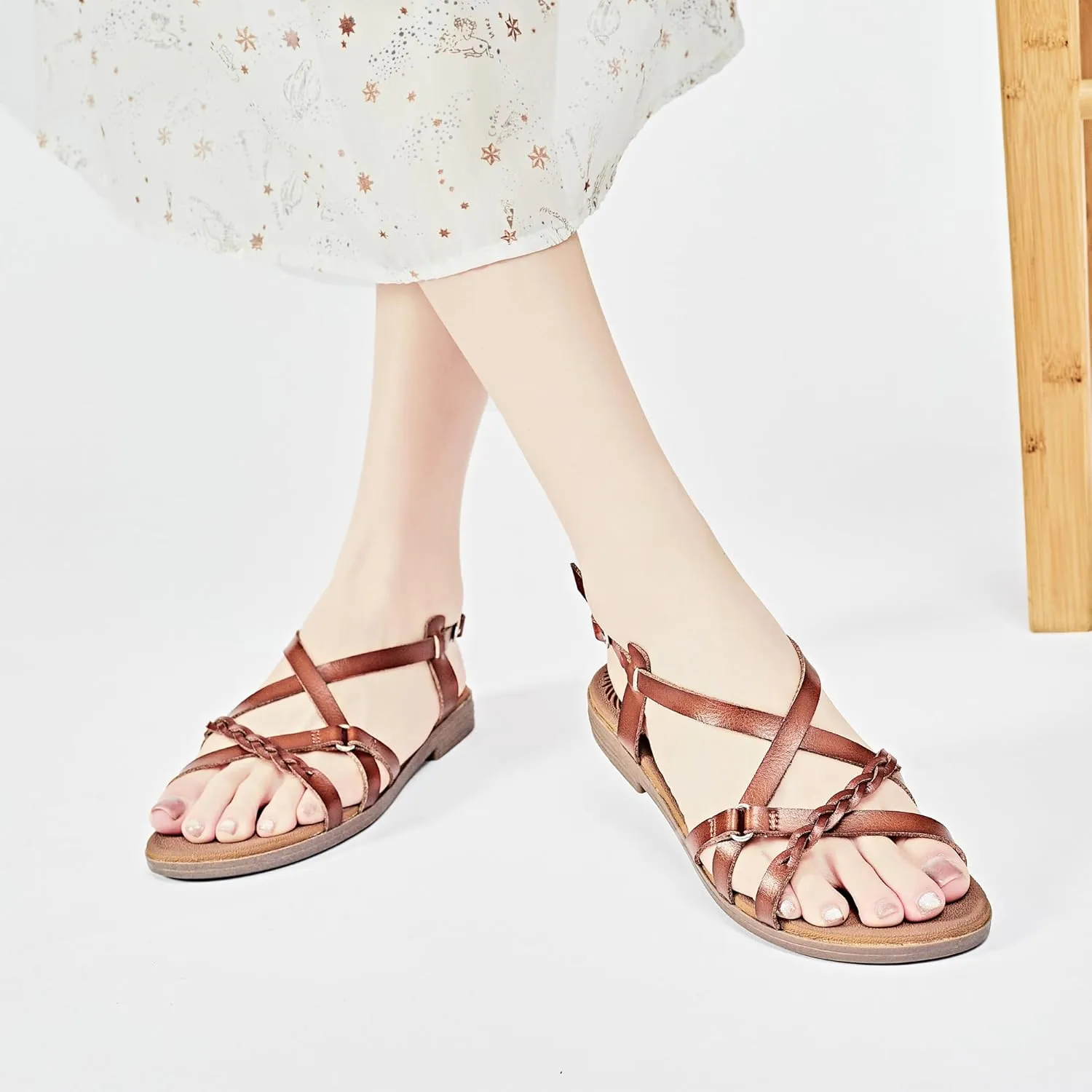Veittes Women's Flat Slide Sandals-Adjustable Double Elastic Bands,Crossover Straps,Fashion Casual Summer Flat Sandals.