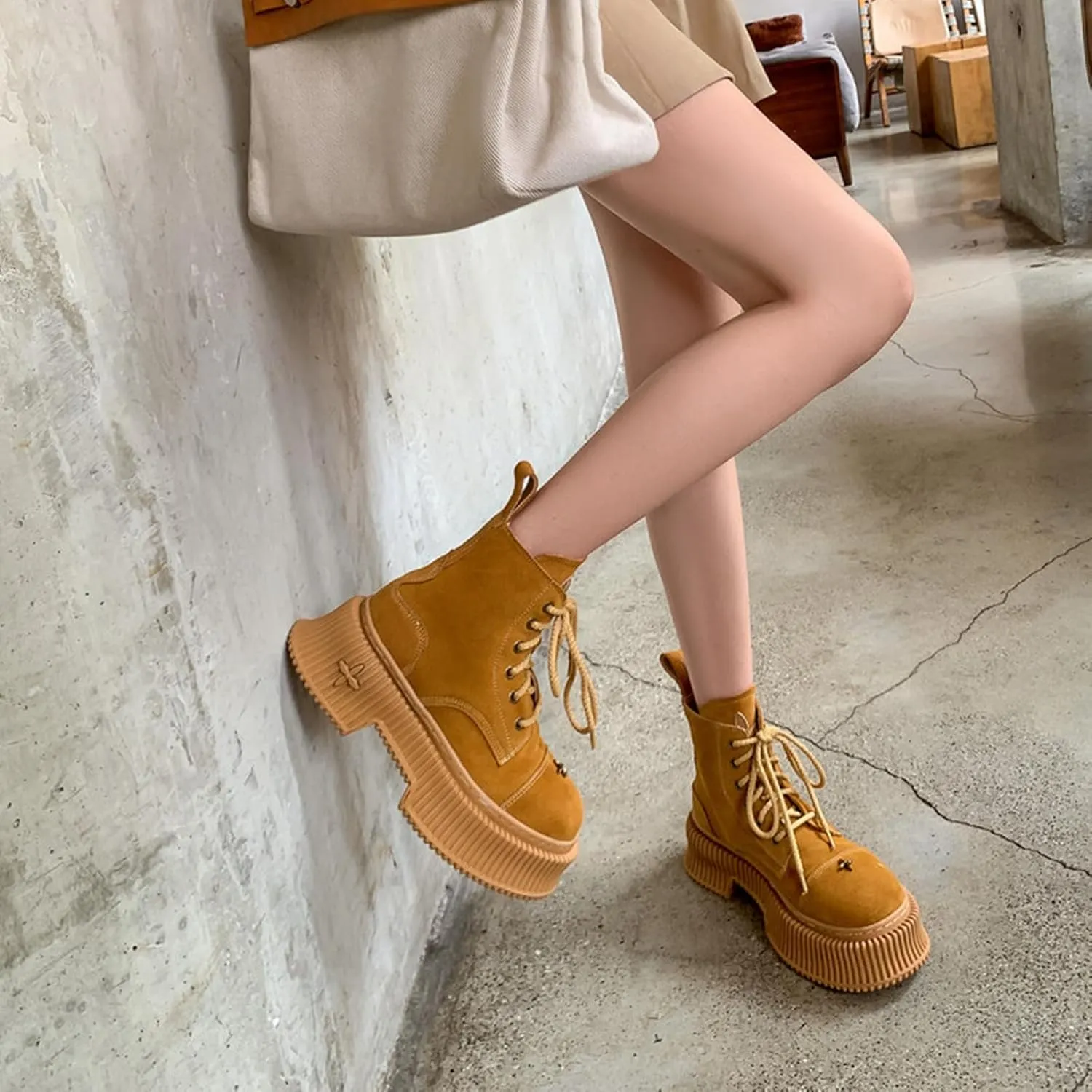 Vertundy Women Chunky Lace Up Ankle Boots Platform Combat booties Round Toe Chelsea Boots