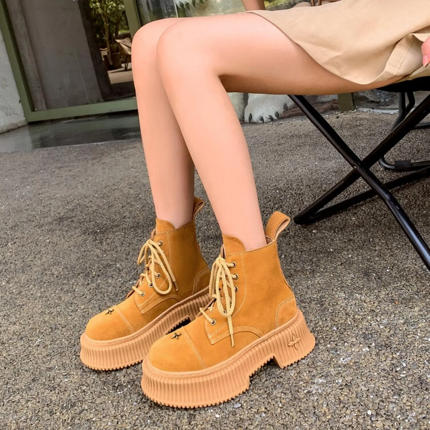 Vertundy Women Chunky Lace Up Ankle Boots Platform Combat booties Round Toe Chelsea Boots