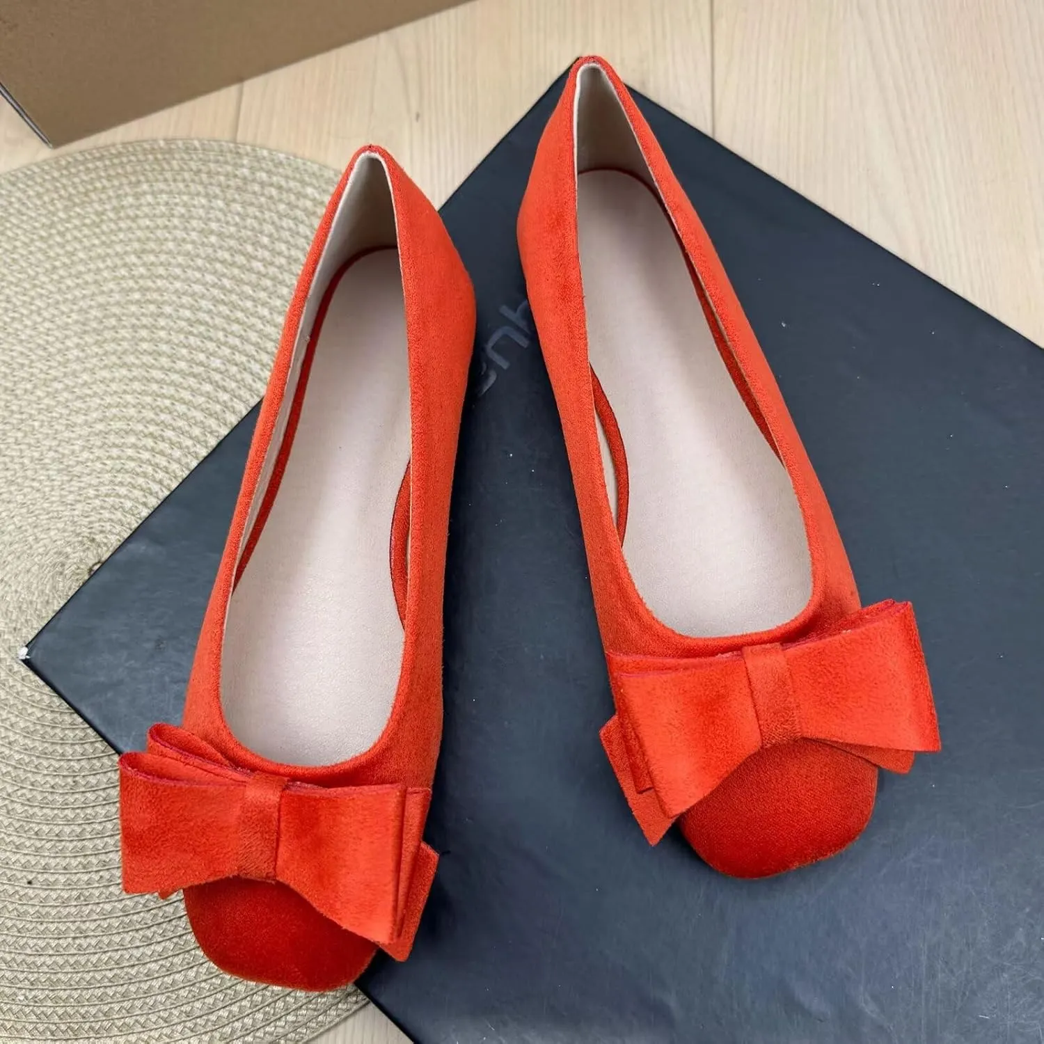 WENJIAZHIZHI Women's Bowknot Square Toe Ballet Flats Sparkly Bride Dress Flat Shoes Soft Walking Shoes Slip-Ons Loafers
