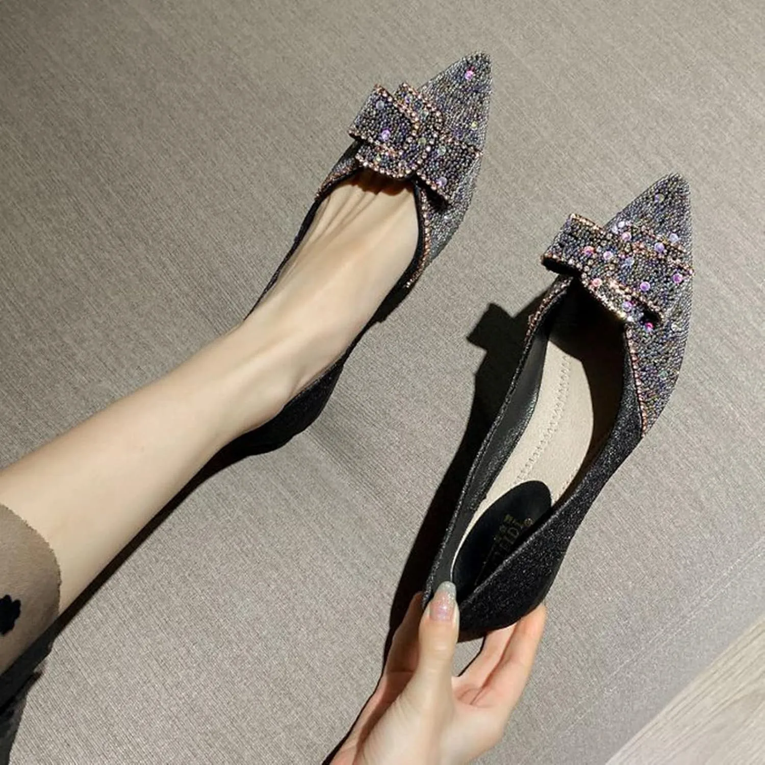 Women Rhinestone Pointed Toe Dress Shoes Slip On Glitter Fashion Low Chunky Heel Party Wedding Pumps
