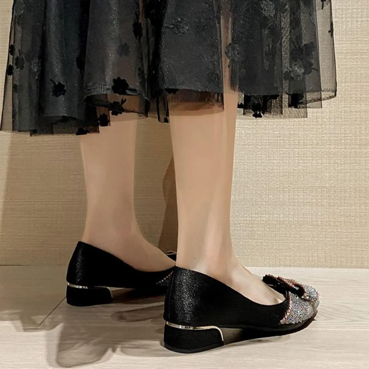 Women Rhinestone Pointed Toe Dress Shoes Slip On Glitter Fashion Low Chunky Heel Party Wedding Pumps