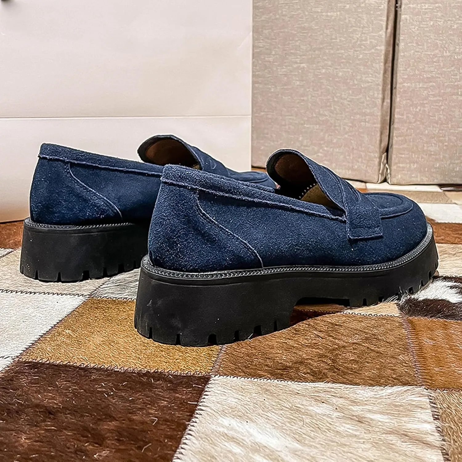 Women's Leather Lug Sole Penny Loafers Classic Round Toe Comfort Slip On Uniform Dress Shoes Casual Fashion Chunky Heel Work Shoes