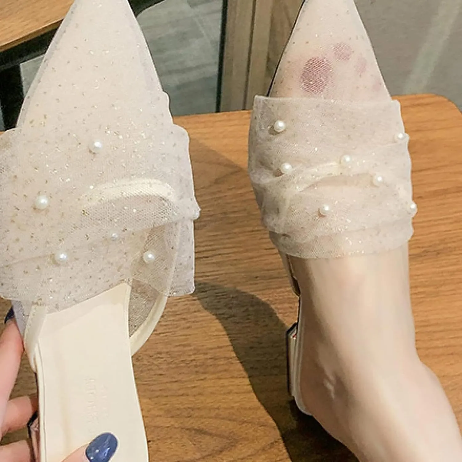 Women's Mule Shoes Covered in Soft Mesh Pointed Low Heeled Loafers Slippers for Comfortable Party Sandals