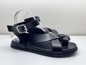 Women's Sandals with Cross Strap, Comfortable Footbed Sole, Flat Heel - Stylish and Supportive Casual Footwear for All-Day Comfort and Fashionable Summer Looks