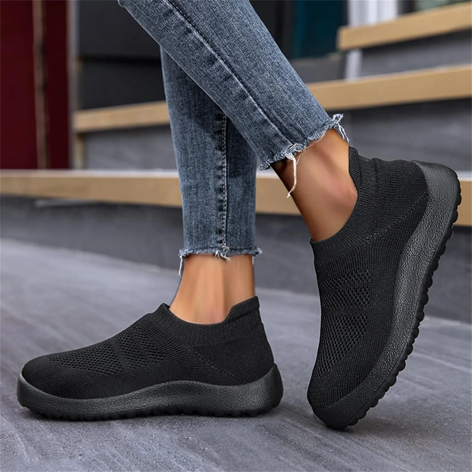 Women's Sneakers Athletic Sport Running Tennis Walking Shoes Tennis Shoes Womens Comfort Casual Tennis Shoes Fashion Sneakers 2025 Slip On Tennis Shoe Loafers Shoe