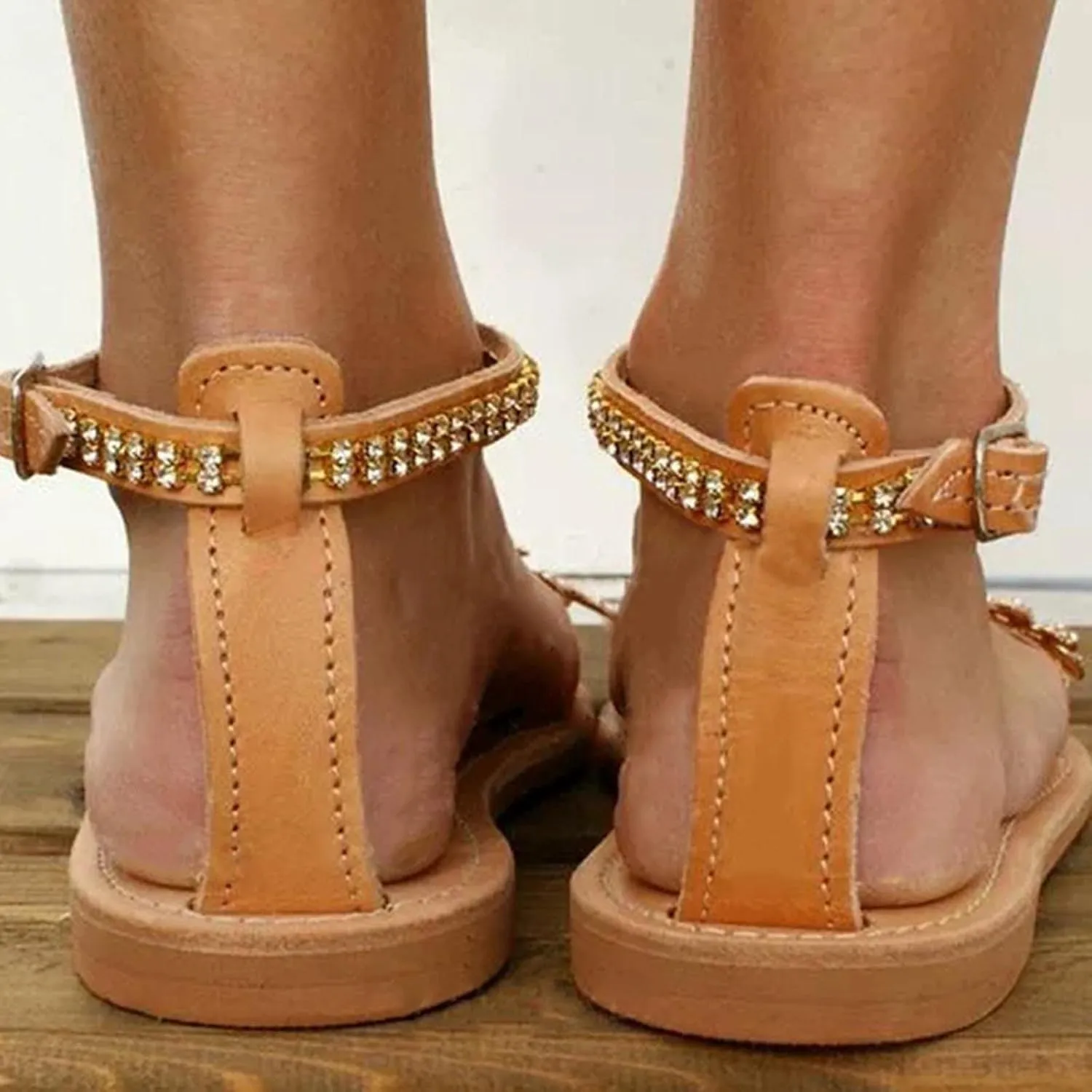 Women's Stylish Rhinestone Flat Sandals Summer Beach Crystal Flats Shoes Open Toes Sandal with Adjustable Strap