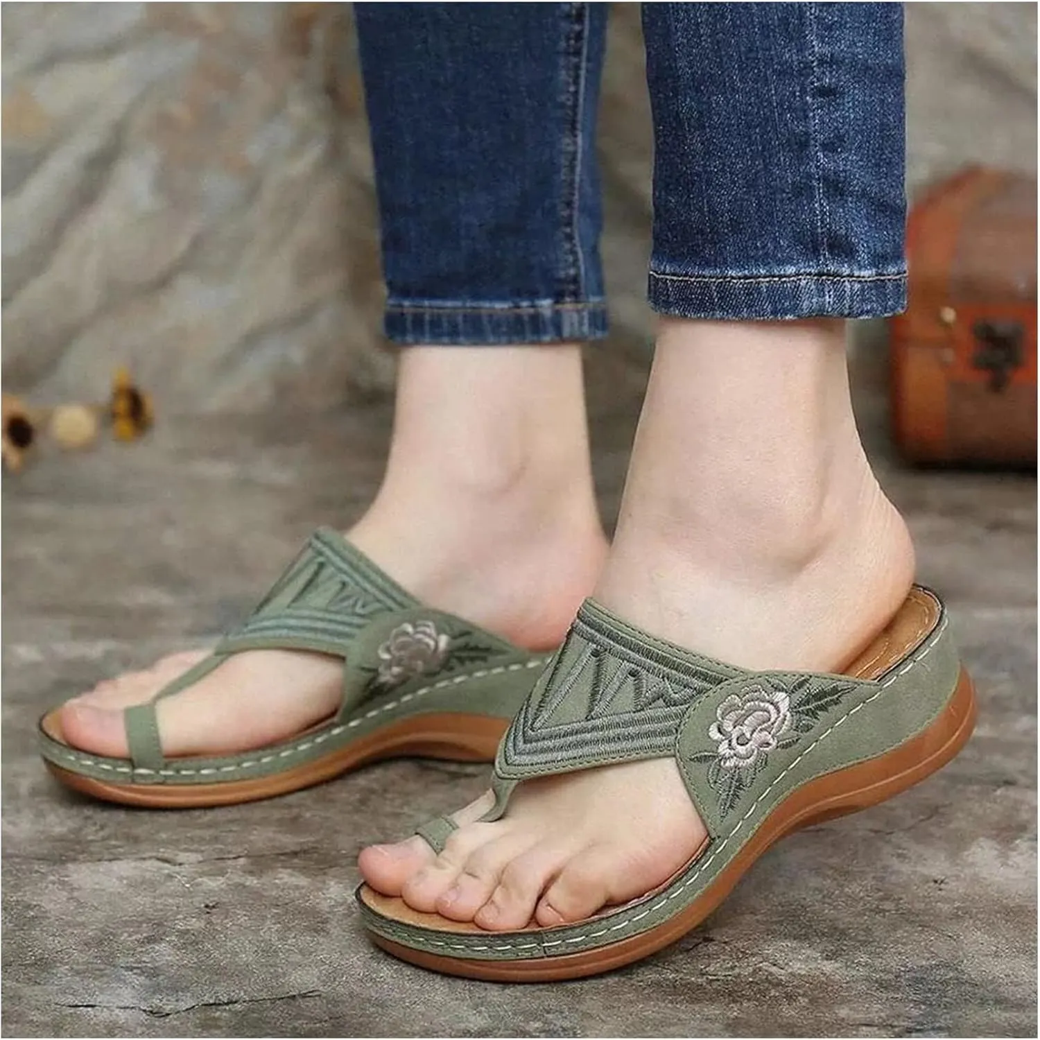 Women's Summer Series Flower Platform Sandals Casual Summer Open Toe Flip Flops Flower Embroidery Wedges Shoes Orthopedic Sandals,Brown,US8/EU40